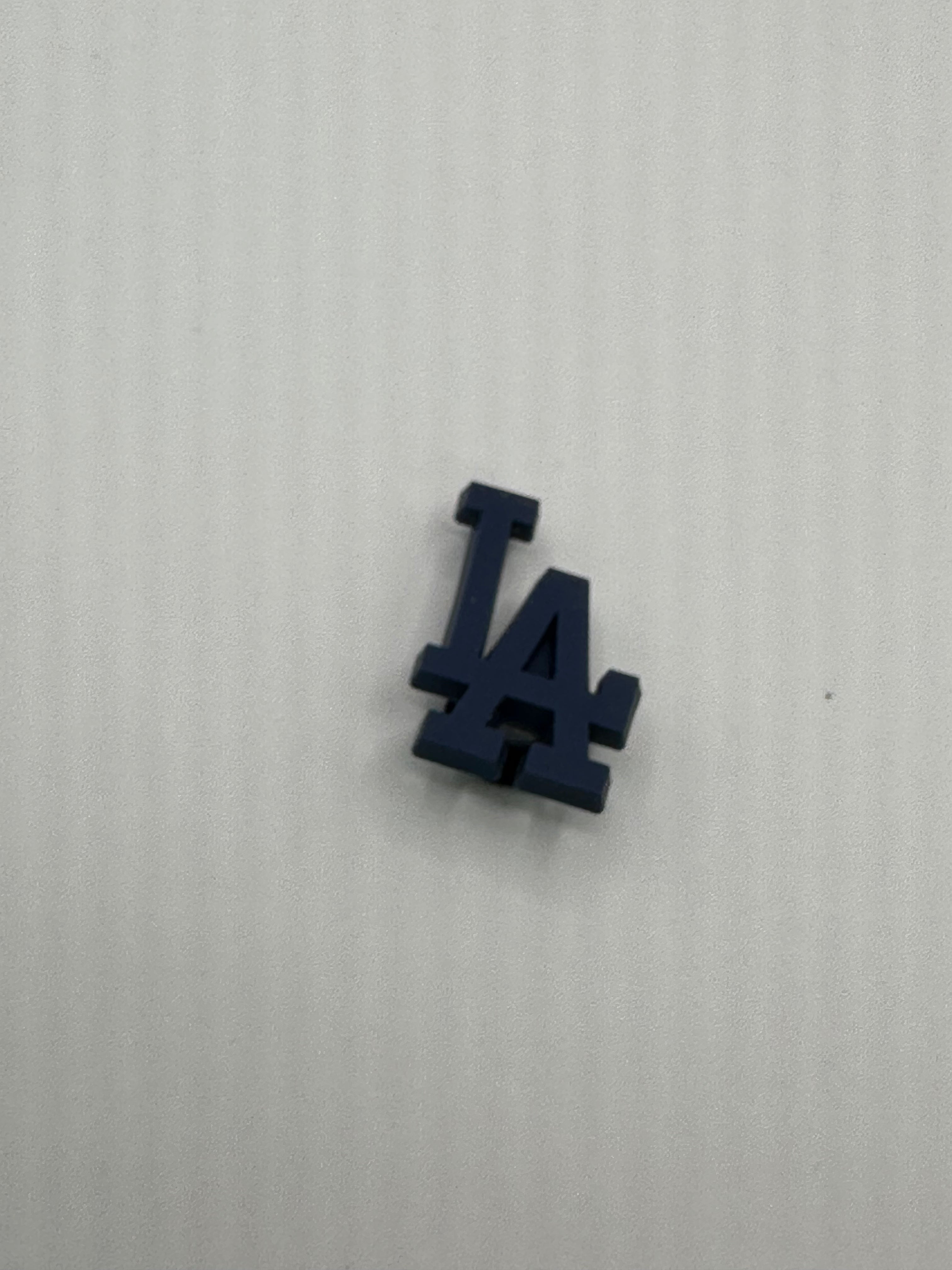 LA